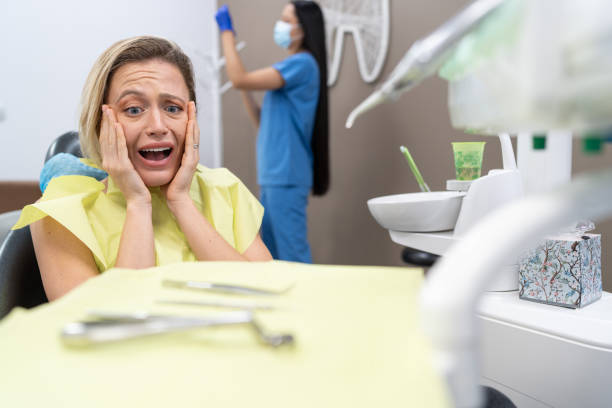 Best Emergency Dentist for Knocked-Out Tooth in Harvey, ND